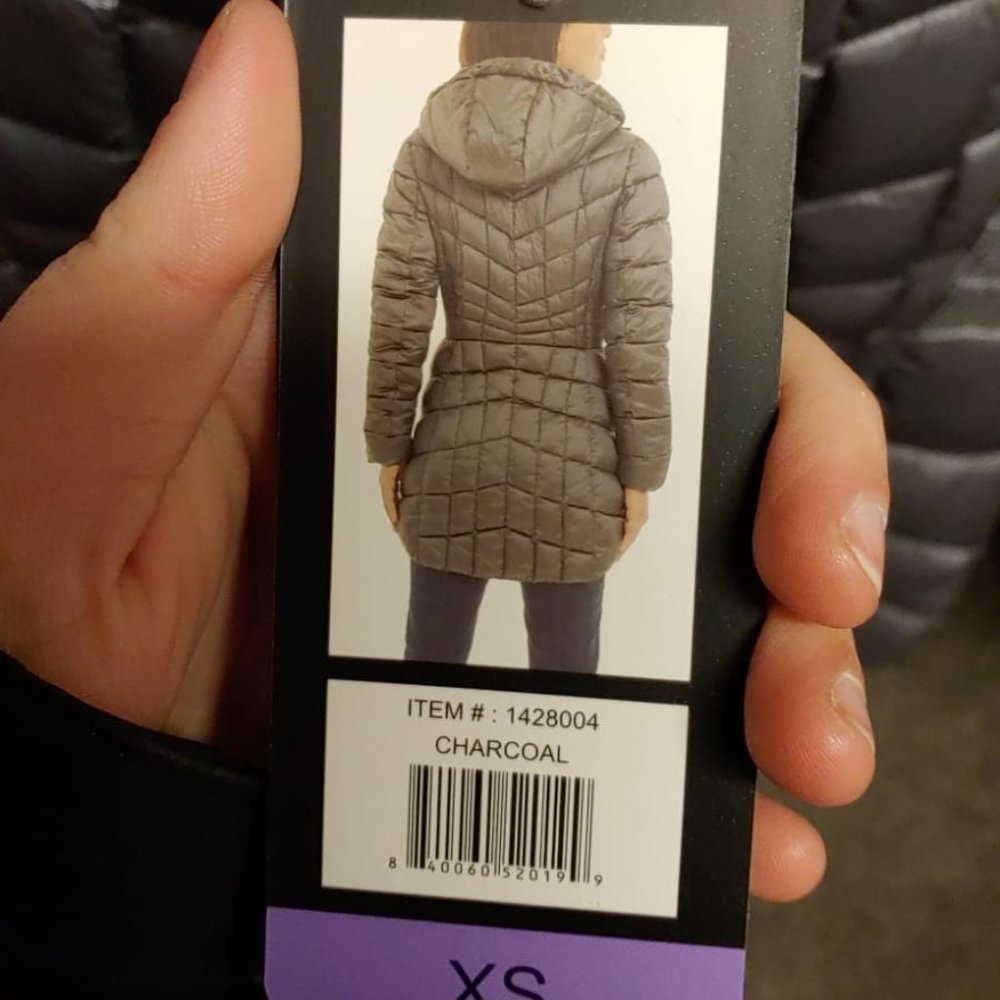 BERNARDO Women Quilted Packable Puffer Jacket--Charcoal - Picture 9 of 9